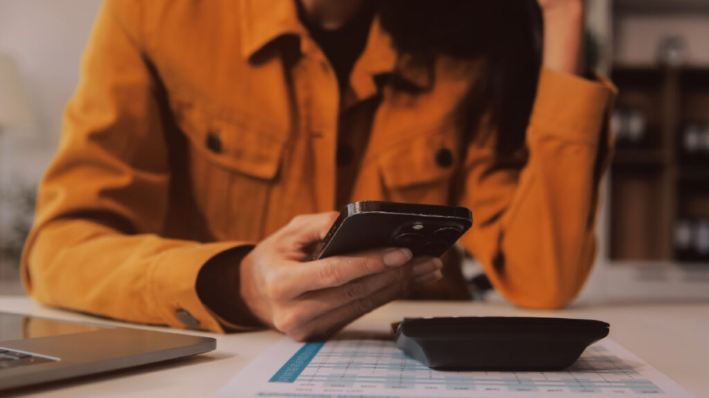 Antecipação de recebíveis: Por que a automação do Cadastro de Cedentes é essencial para os fundos